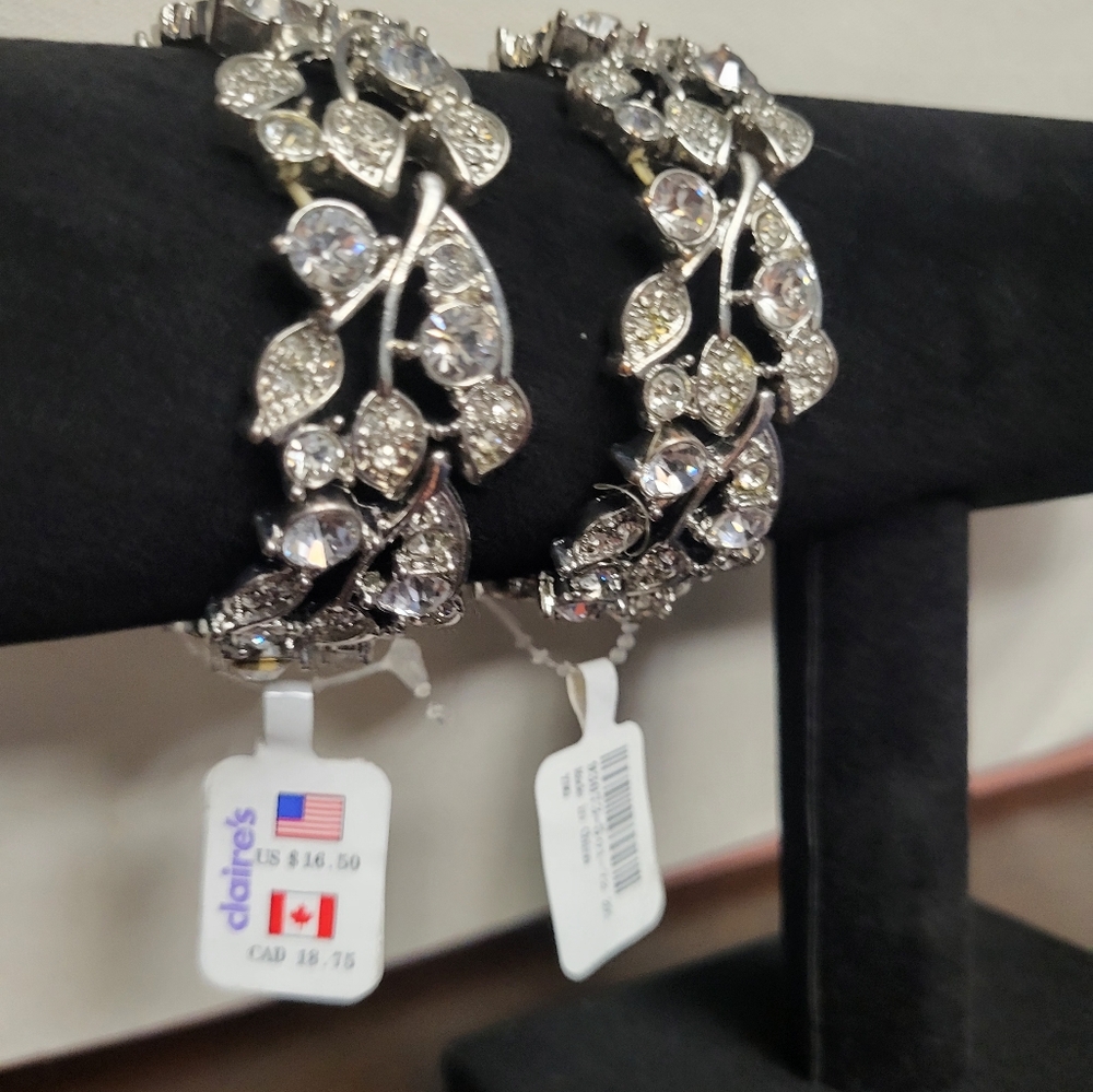 Faux crystal chunky bracelet - Picture 3 of 3